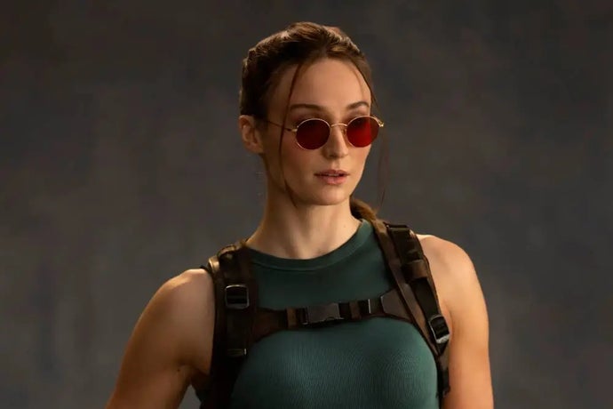 Sophie Turner fala sobre a nova Lara Croft e dá a entender que vai haver uma 2ª temporada